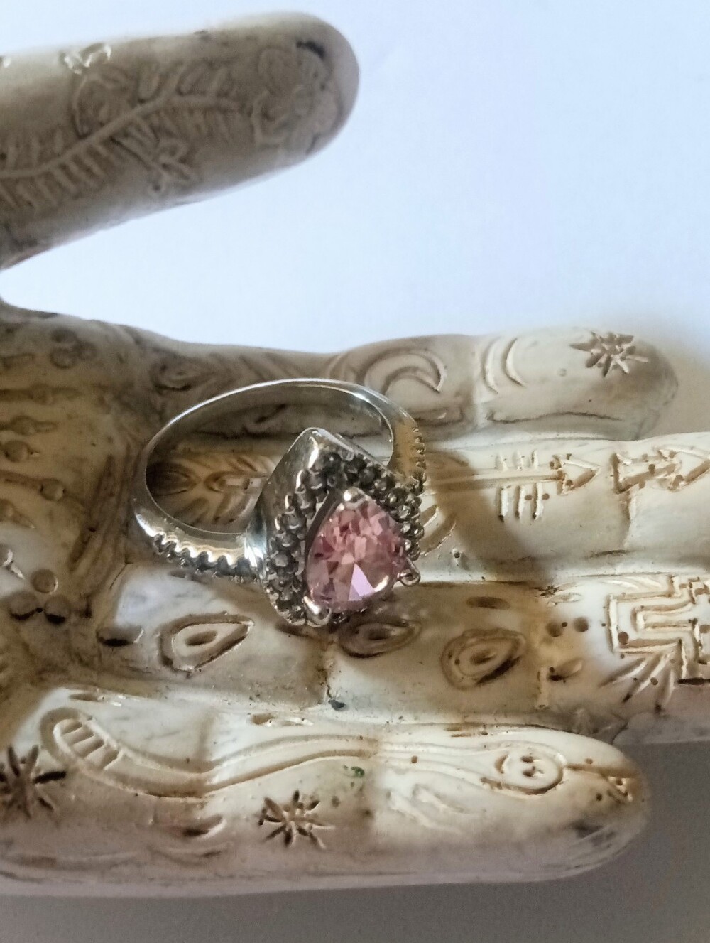 10KT Gold Pear-Shape Pink Sapphire Ring Halo Setting Small White Stones Size 7.5 - Picture 3 of 9